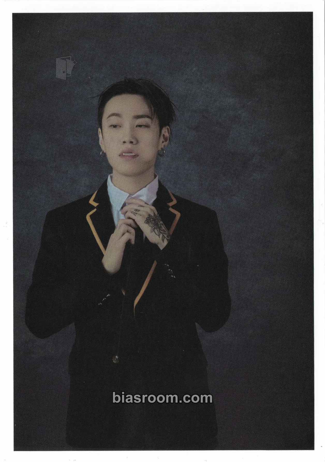 BLOO MOON AND BACK Photocard - BLOO K-pop photocard