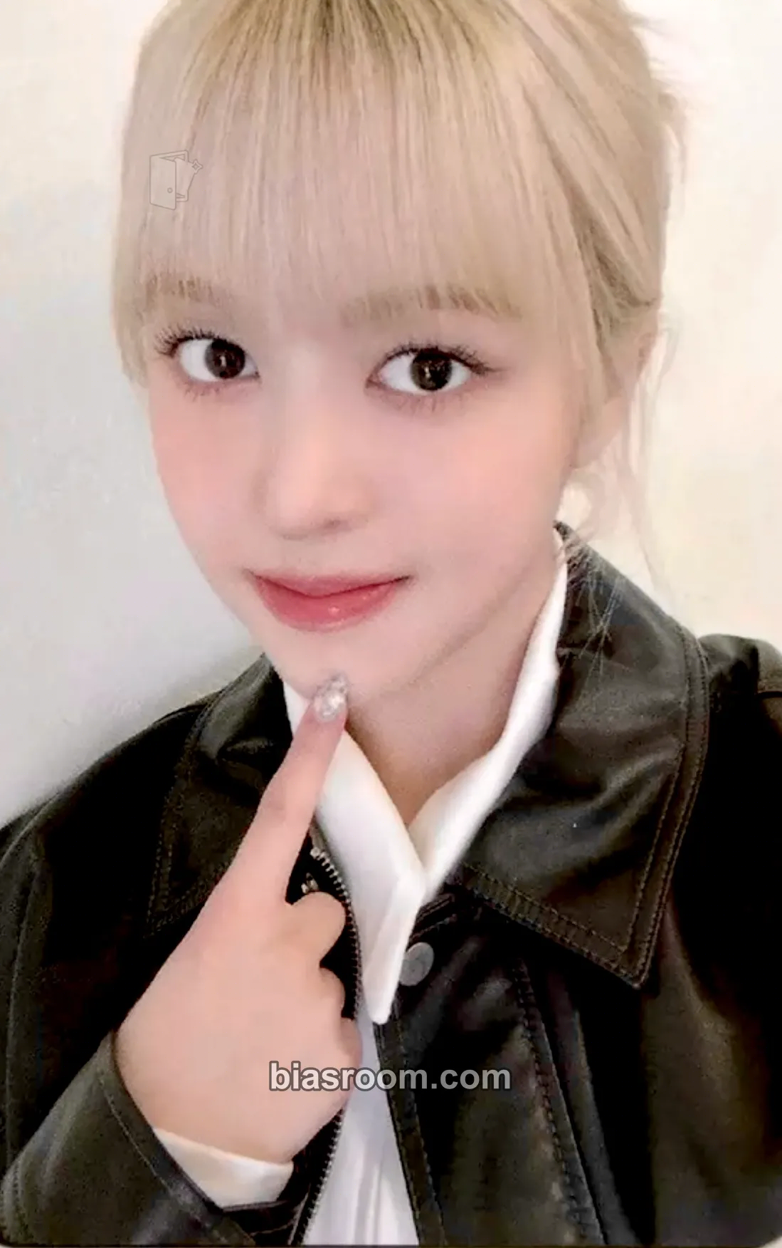Lily Fe3O4: BREAK Photocard - NMIXX - NMIXX K-pop photocard
