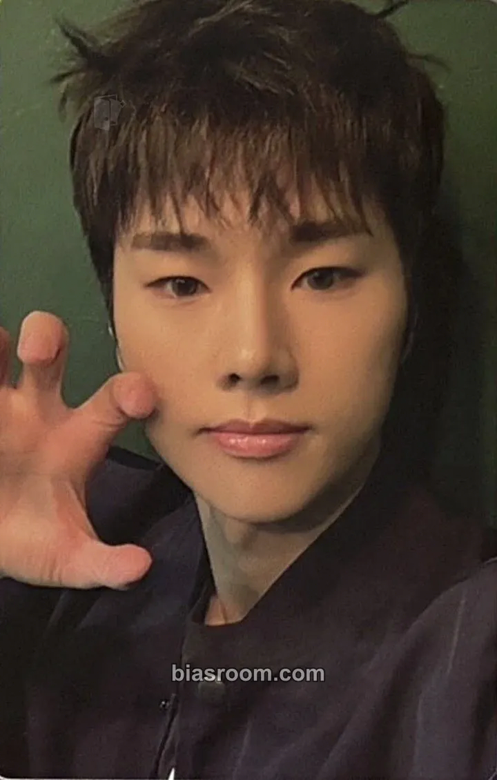 Jungsu Official Fanclub 2nd Generation Photocard - Xdinary Heroes - Xdinary Heroes K-pop photocard