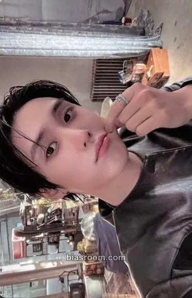 Jacob Unexpected Photocard - THE BOYZ - THE BOYZ K-pop photocard