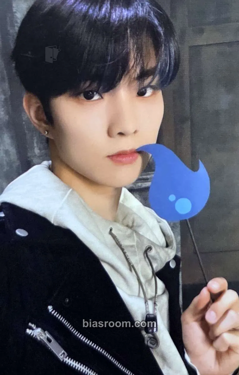 Q THE BOYZ SOLO LEVELING OST ECHO Photocard - THE BOYZ - THE BOYZ K-pop photocard