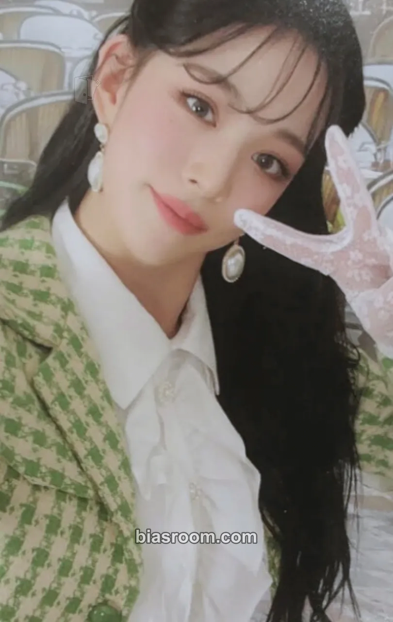 Chaeyoung 9 Way Ticket Photocard - fromis_9 - fromis_9 K-pop photocard