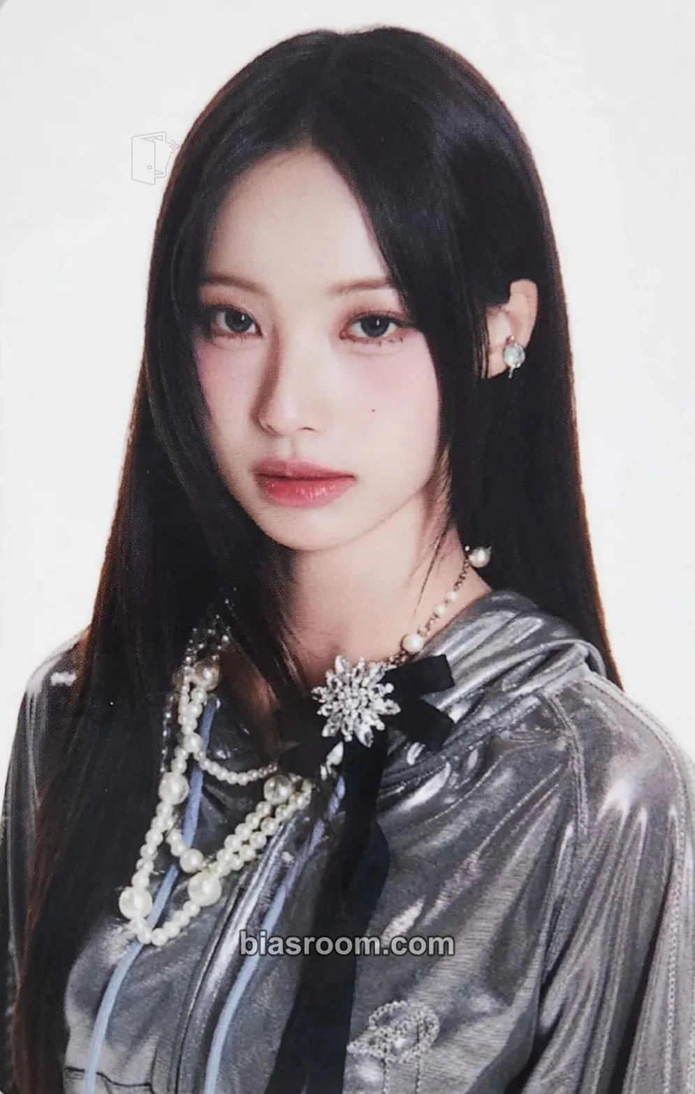 Woni Glow Up Photocard - RESCENE - RESCENE K-pop photocard