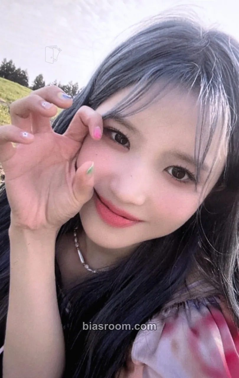 Hayoung From Our Memento Box Photocard - fromis_9 - fromis_9 K-pop photocard