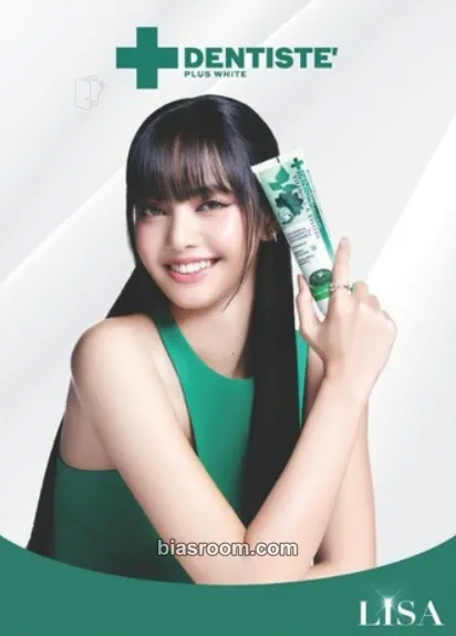 Lisa Lisa x DENTISTE Photocard - BLACKPINK - BLACKPINK K-pop photocard