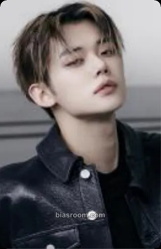 Yeonjun Act: Love Sick Photocard - TOMORROW X TOGETHER - TOMORROW X TOGETHER K-pop photocard