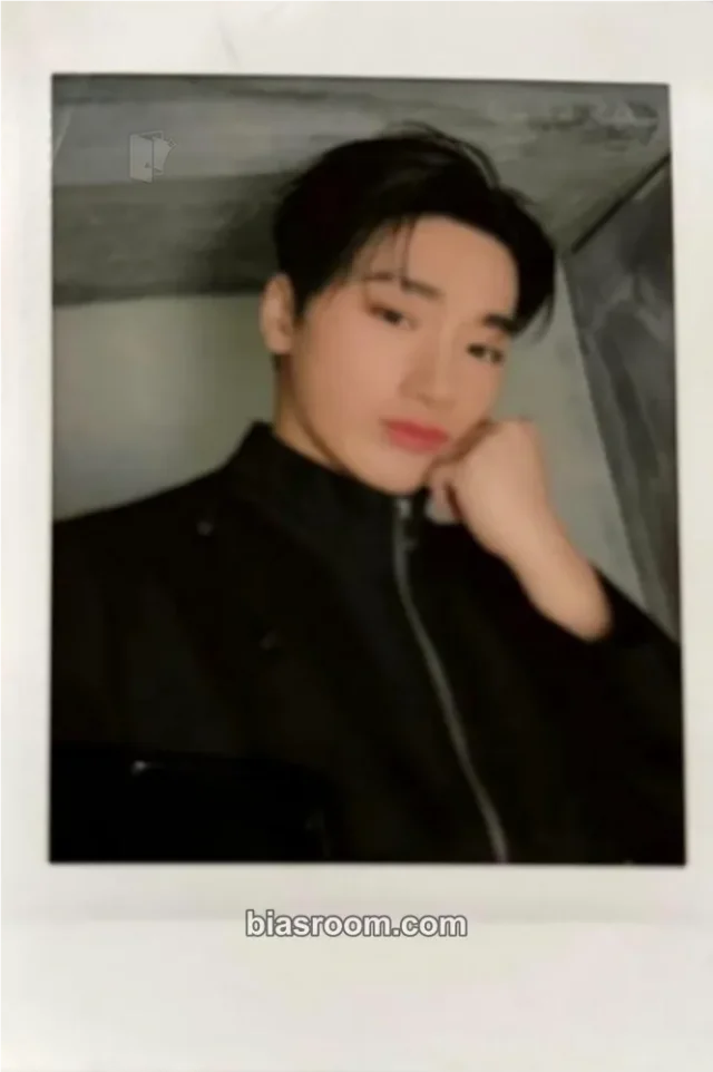 ATEEZ - San - Limitless Album hmv polaroid limited edition lucky draw