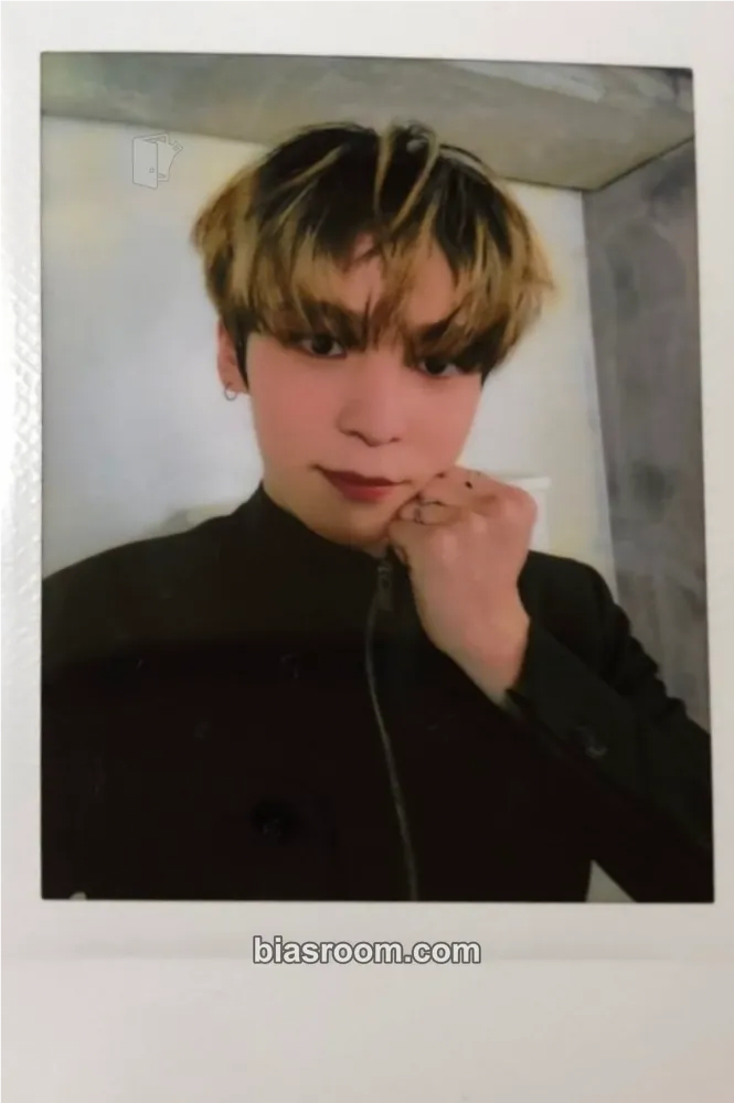 Yunho Limitless Photocard - ATEEZ - ATEEZ K-pop photocard
