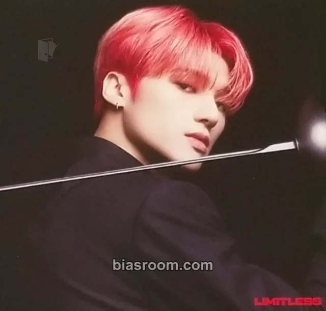 ATEEZ - Hongjoong - Limitless Album double-sided jewel case version postcard set album inclusion A version