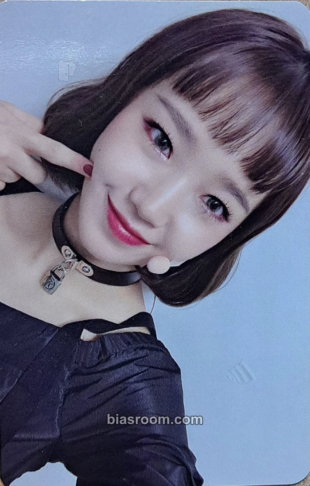 Choi Yoojung KISS, KICKS Photocard - Weki Meki - Weki Meki K-pop photocard