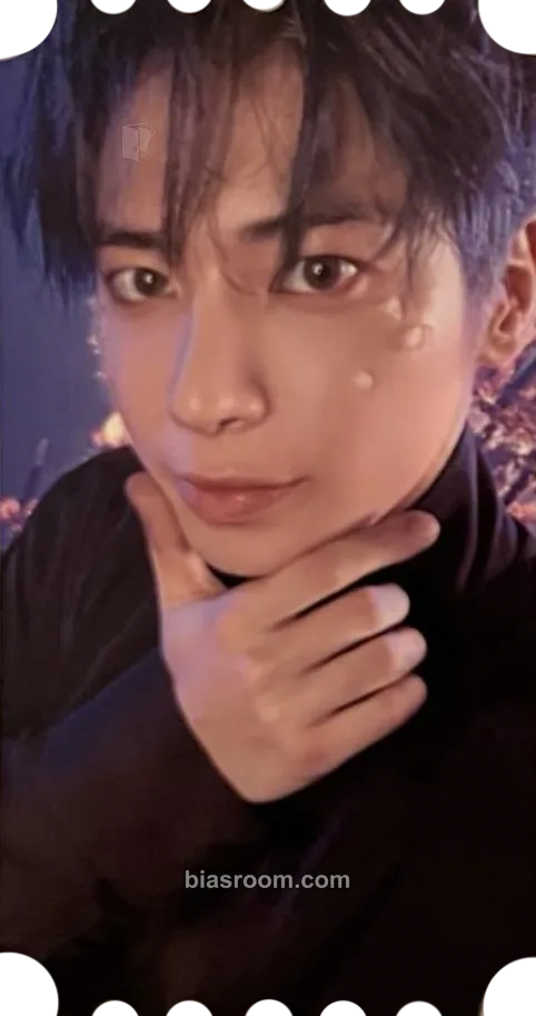 Taehyun Starkissed Photocard - TOMORROW X TOGETHER - TOMORROW X TOGETHER K-pop photocard