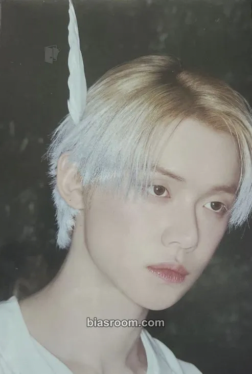Yeonjun Starkissed Photocard - TOMORROW X TOGETHER - TOMORROW X TOGETHER K-pop photocard