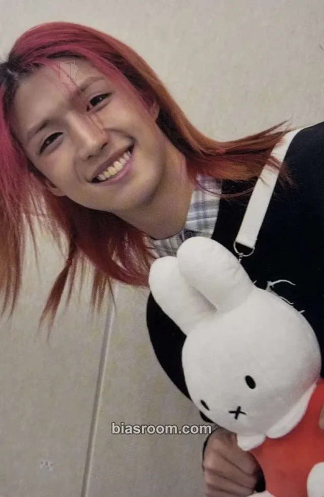 Xdinary Heroes - Jun Han - Beautiful Mind World Tour Event lucky draw child version double-sided