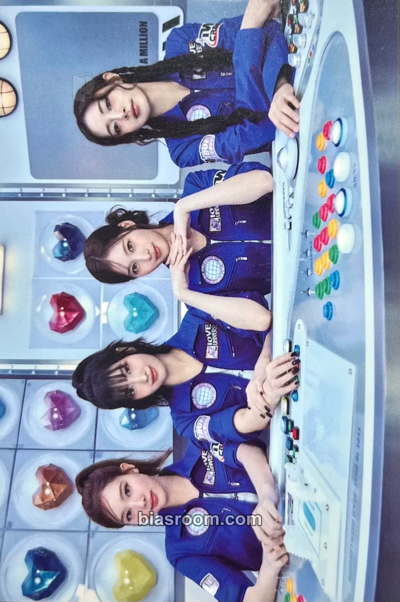 10VE Universe (10th Anniversary) Photocard - TWICE - TWICE K-pop photocard