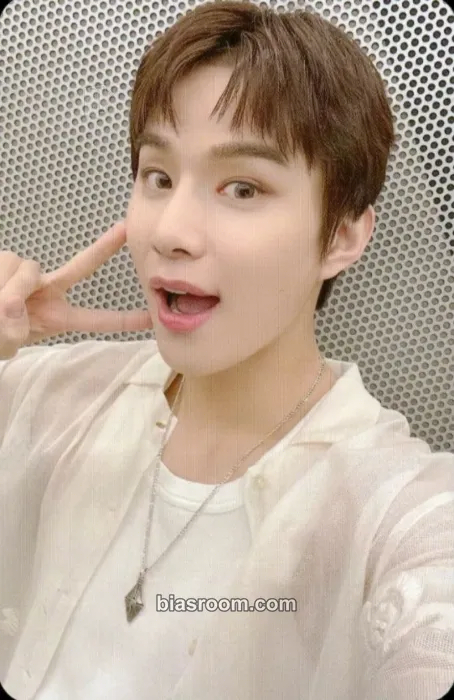 Jungwoo 2023 NCT CCOMAZ GROCERY STORE POP-UP Photocard - NCT - NCT K-pop photocard
