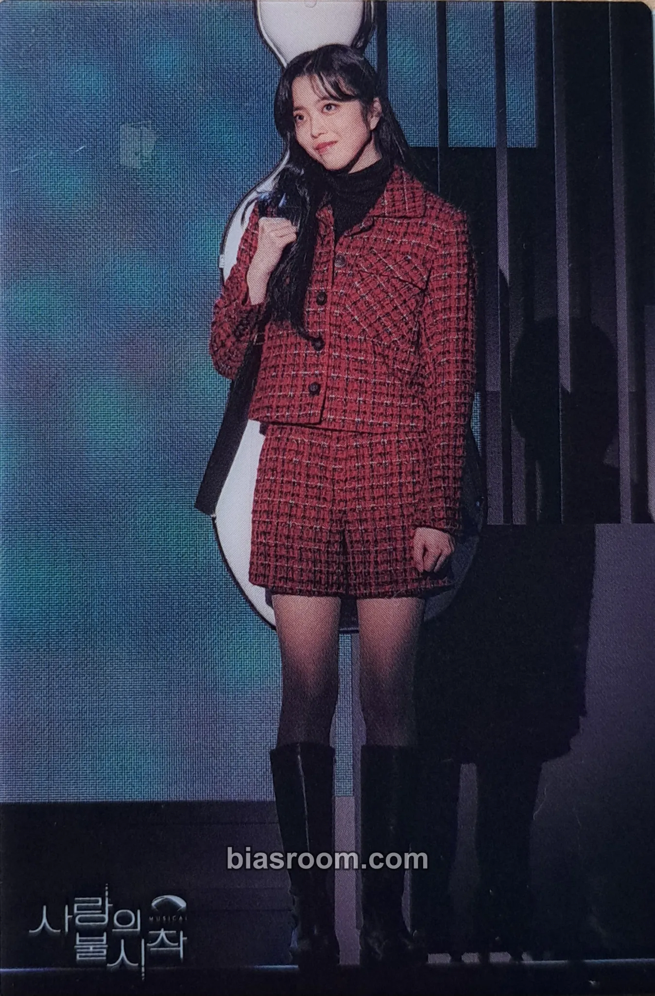 Ji Suyeon Crash Landing on You - Musical (Suyeon) Photocard - Weki Meki - Weki Meki K-pop photocard