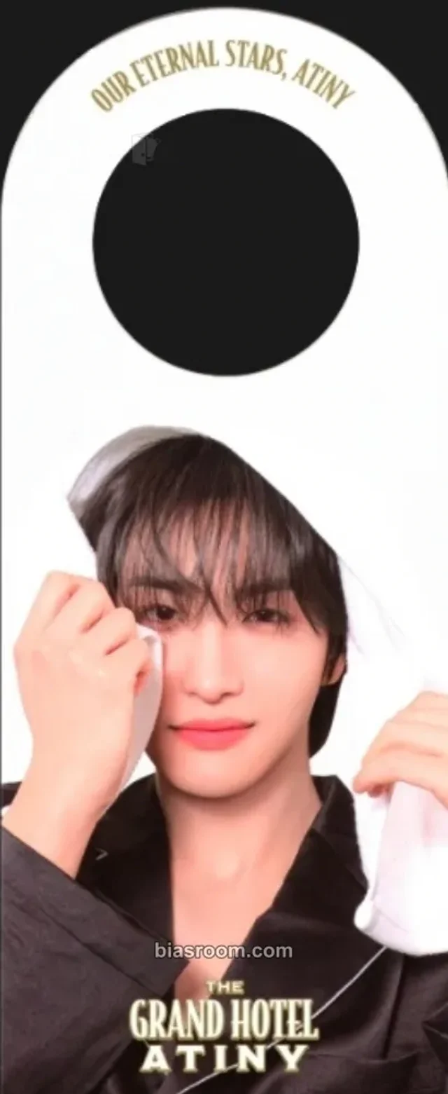 ATEEZ - Seonghwa - 6th Atiny Membership kit - The Grand Hotel Atiny Other door hanger double-sided