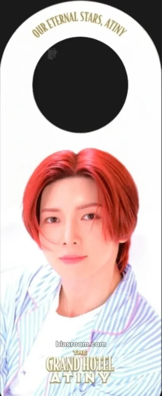 ATEEZ - Yeosang - 6th Atiny Membership kit - The Grand Hotel Atiny Other door hanger double-sided