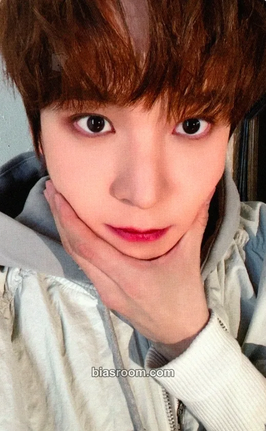 Yunho NOT OKAY Photocard - ATEEZ - ATEEZ K-pop photocard