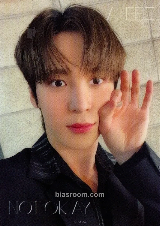 Yunho NOT OKAY Photocard - ATEEZ - ATEEZ K-pop photocard