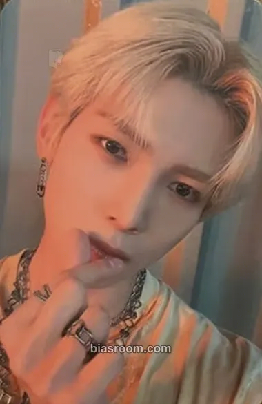Yeosang THE WORLD EP.1 : MOVEMENT Photocard - ATEEZ - ATEEZ K-pop photocard
