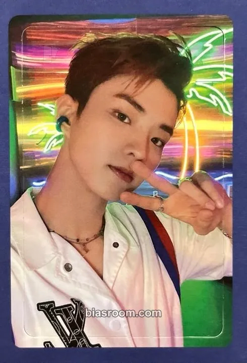 Q Thrill-ing Photocard - THE BOYZ - THE BOYZ K-pop photocard