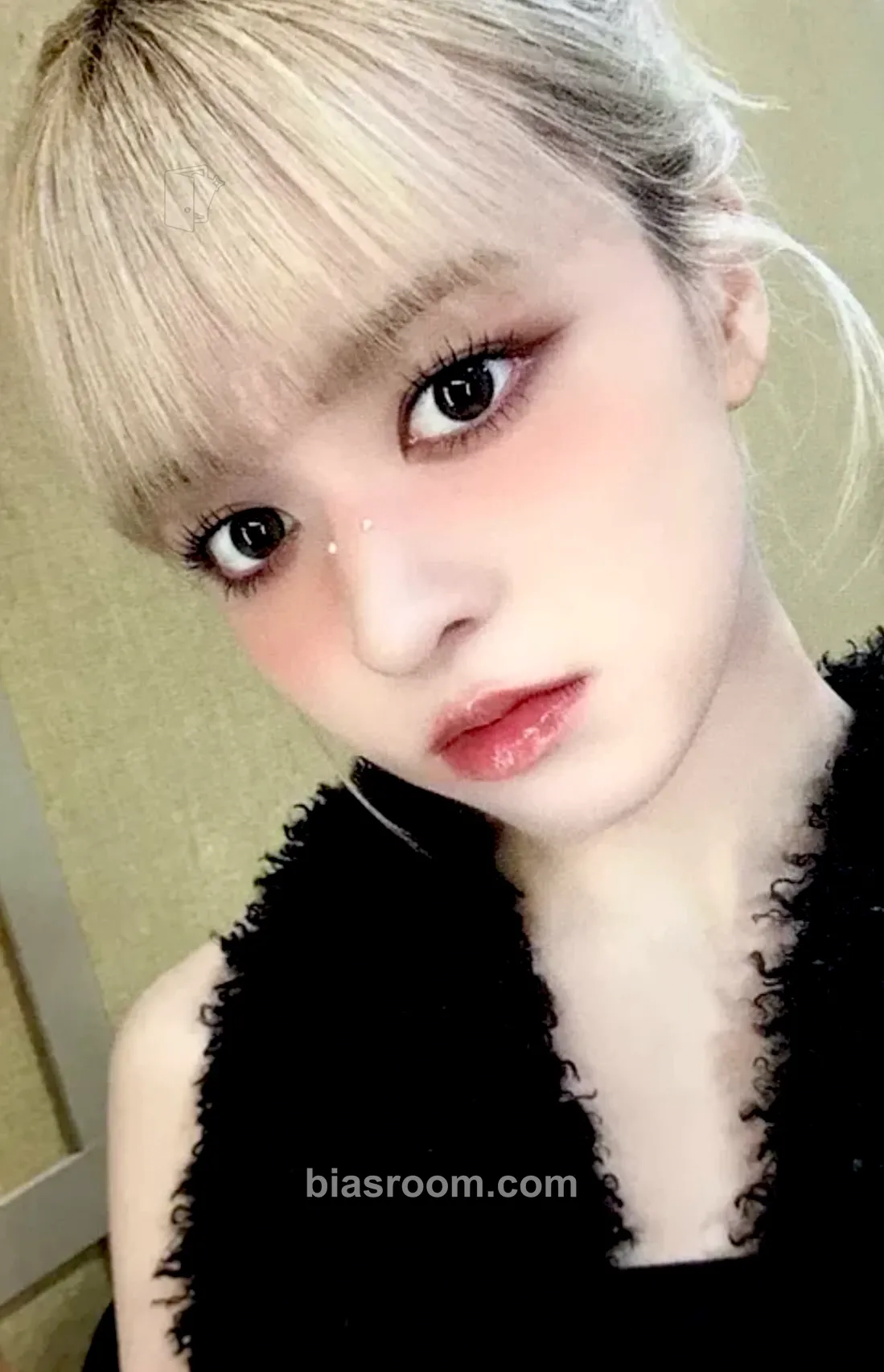 Lily Fe3O4: BREAK Photocard - NMIXX - NMIXX K-pop photocard