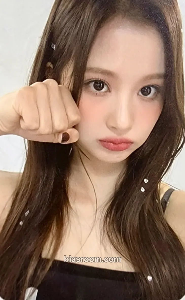 Sullyoon ENTWURF Photocard - NMIXX - NMIXX K-pop photocard