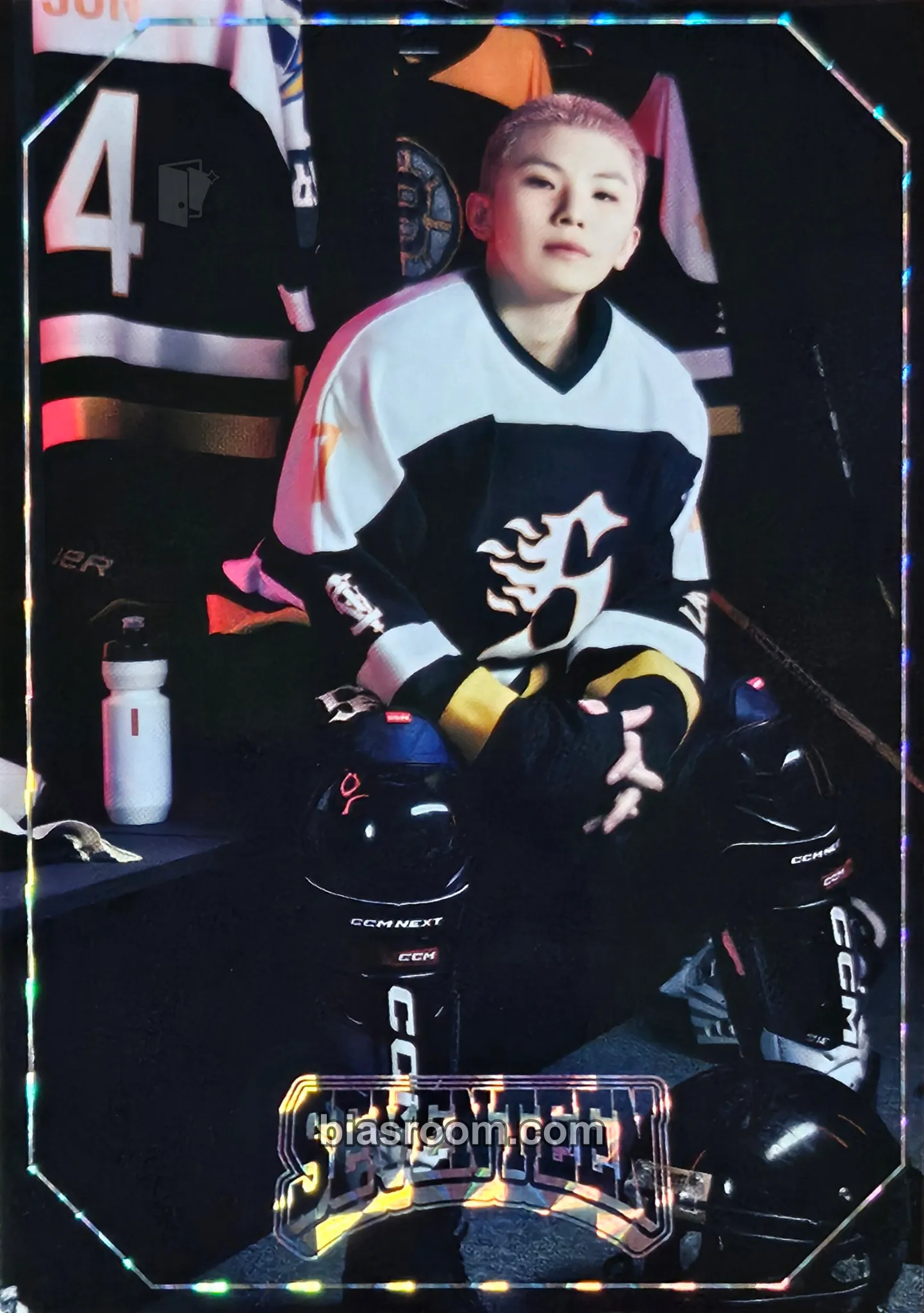 Woozi 2025 Seventeen's Home Merchandise Photocard - SEVENTEEN - SEVENTEEN K-pop photocard