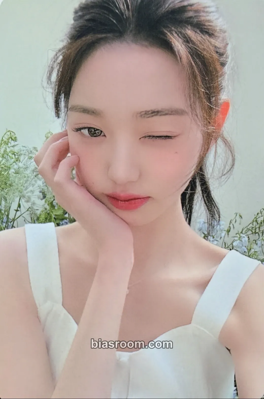 Wonyoung Wonyoung x Hapa Kristin Photocard - IVE - IVE K-pop photocard