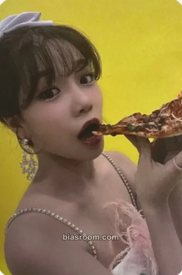 Jo Yuri Op.22 Y-Waltz : in Minor Photocard - Jo Yuri K-pop photocard