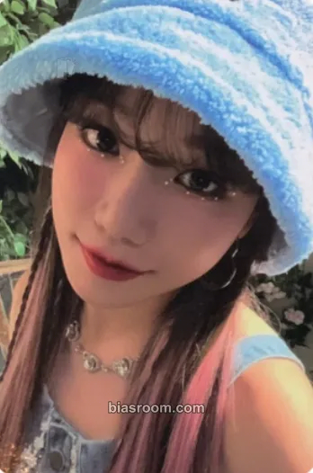 Jo Yuri Op.22 Y-Waltz : in Minor Photocard - Jo Yuri K-pop photocard