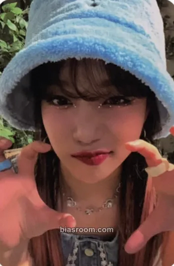 Jo Yuri Op.22 Y-Waltz : in Minor Photocard - Jo Yuri K-pop photocard