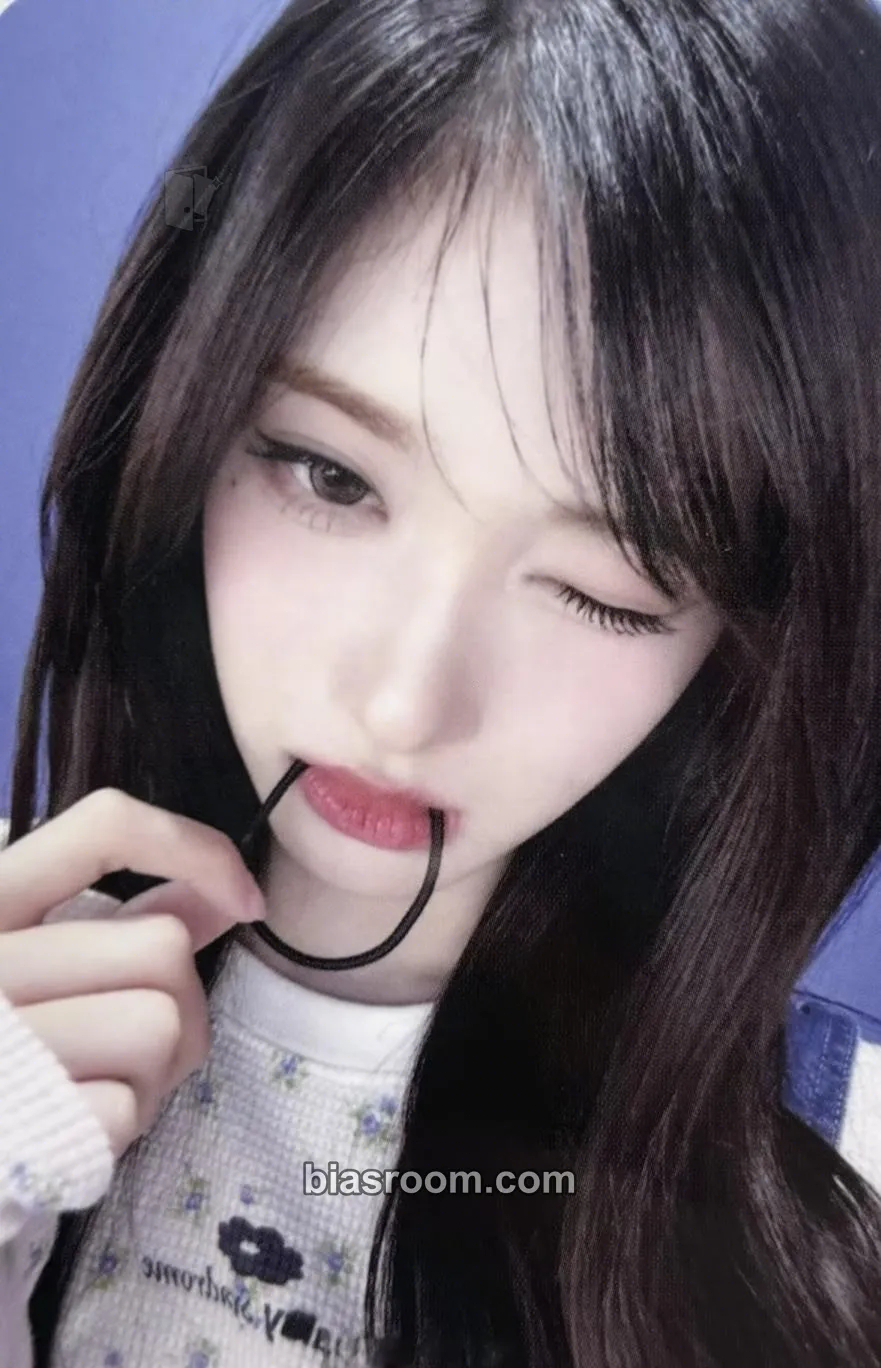 Leeseo IVE SECRET Photocard - IVE - IVE K-pop photocard