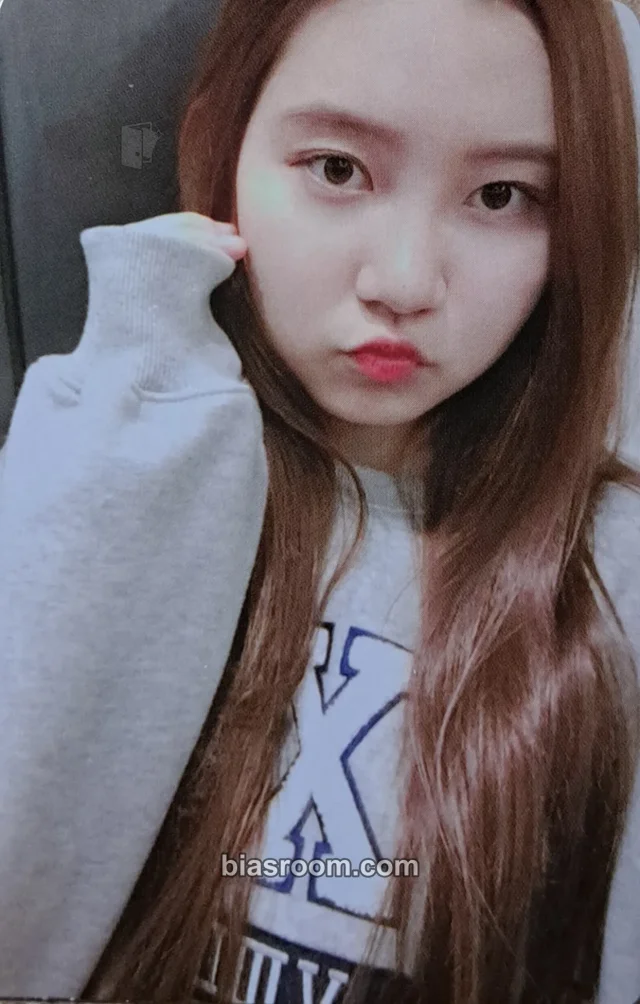 PRISTIN - Sungyeon - Bye & Hi Concert Event concert photocard set pre-debut