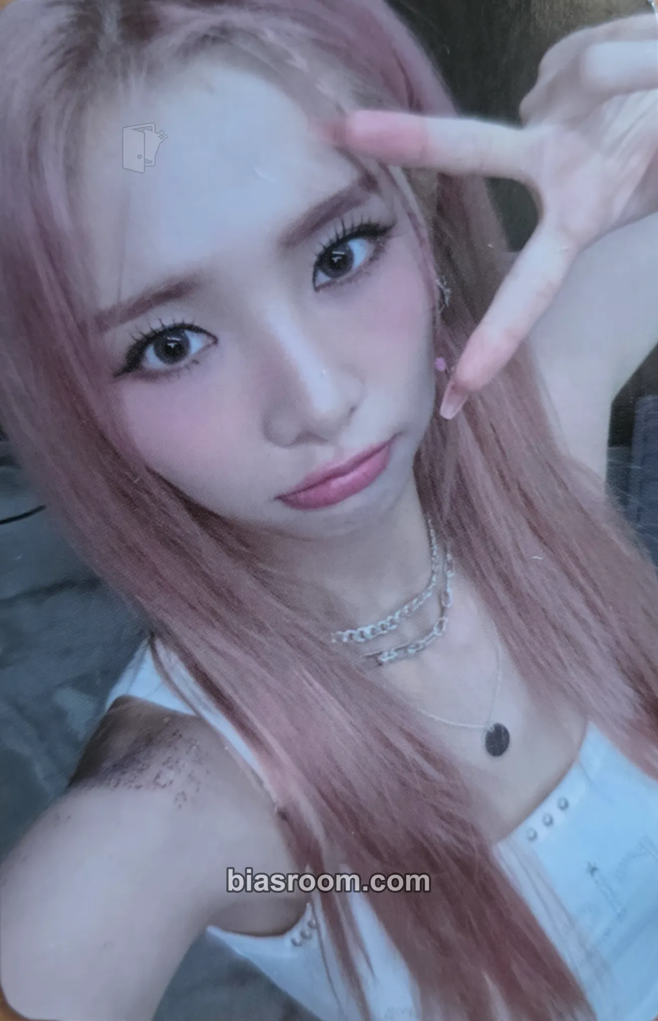 Ahyoon PRISM EP.01 Photocard - Queenz Eye - Queenz Eye K-pop photocard