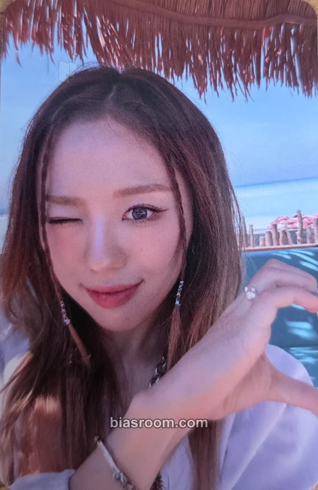 Queenz Eye - Wonchae - PRISM EP.01 Album apple music fansign