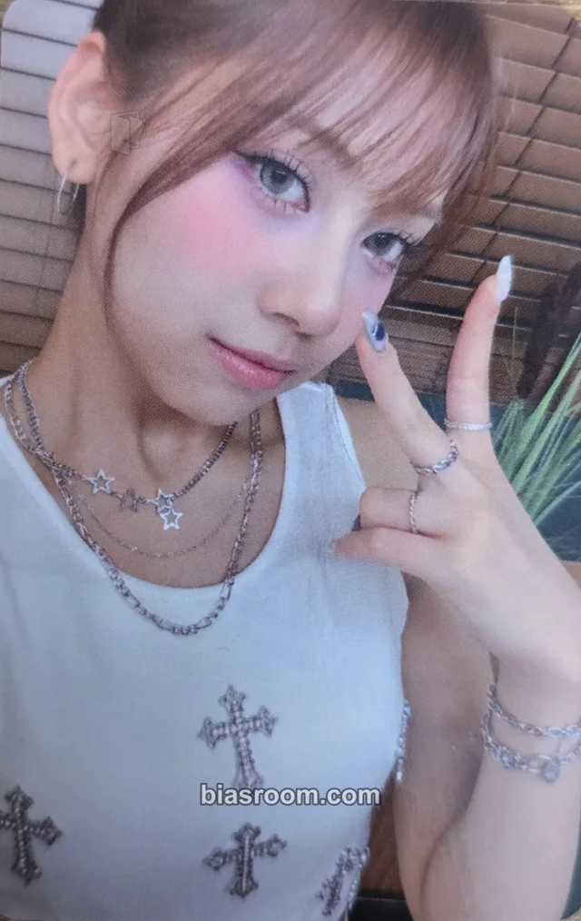 Queenz Eye - Kiirii - PRISM EP.01 Album apple music video call (fancall)