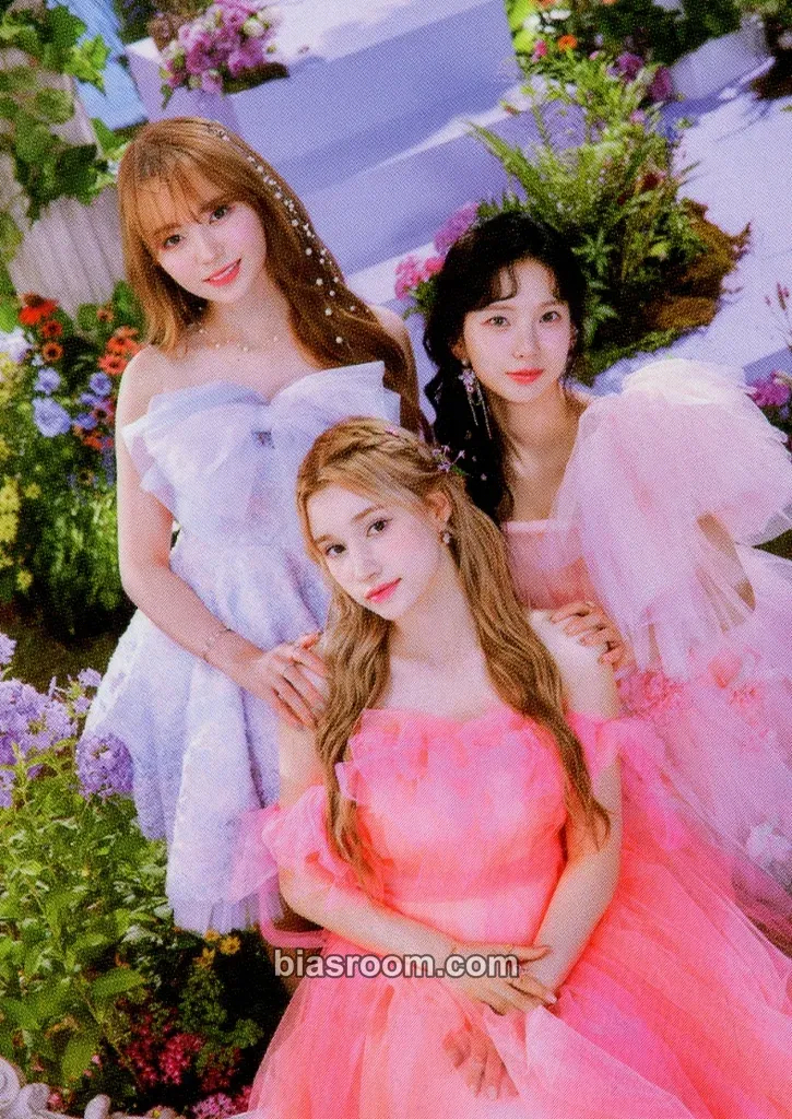 Fairy Fantasia: Japan Fan Meeting Photocard - Kep1er - Kep1er K-pop photocard