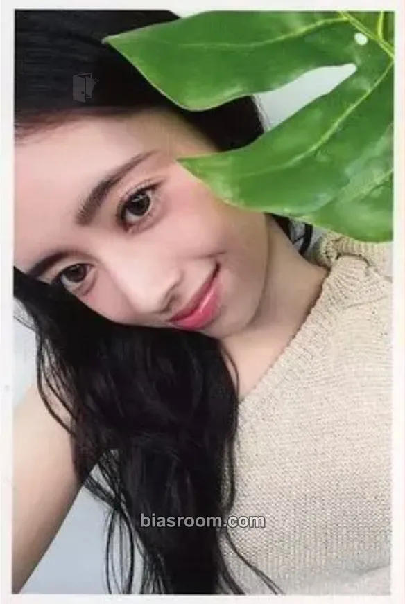 Rima COCONUT Photocard - NiziU - NiziU K-pop photocard