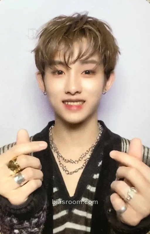 Winwin Kick Back MD Photocard - WayV - WayV K-pop photocard