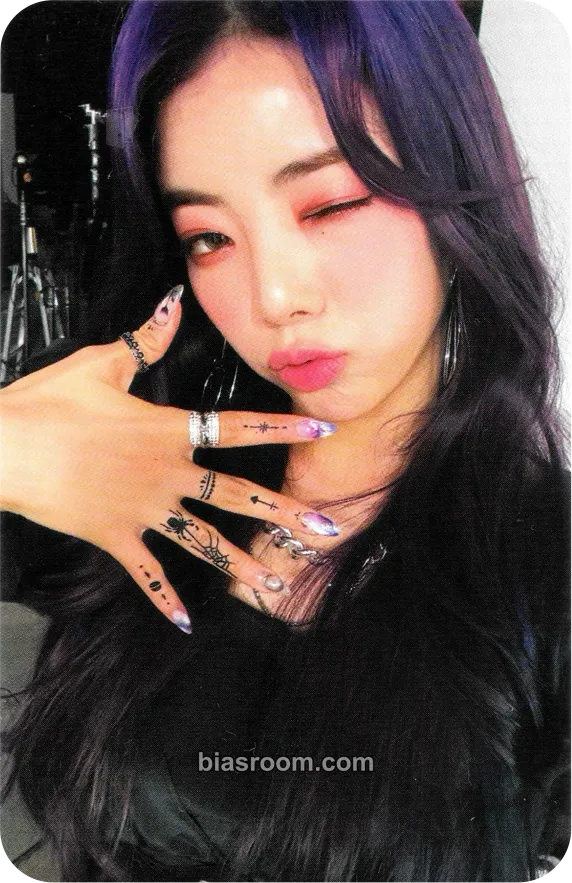 Na Goeun INTO VIOLET Photocard - PURPLE KISS - PURPLE KISS K-pop photocard