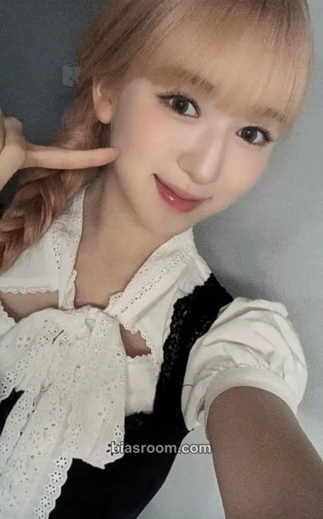 ME:I - Suzu - WHO I AM  Album album photocard
