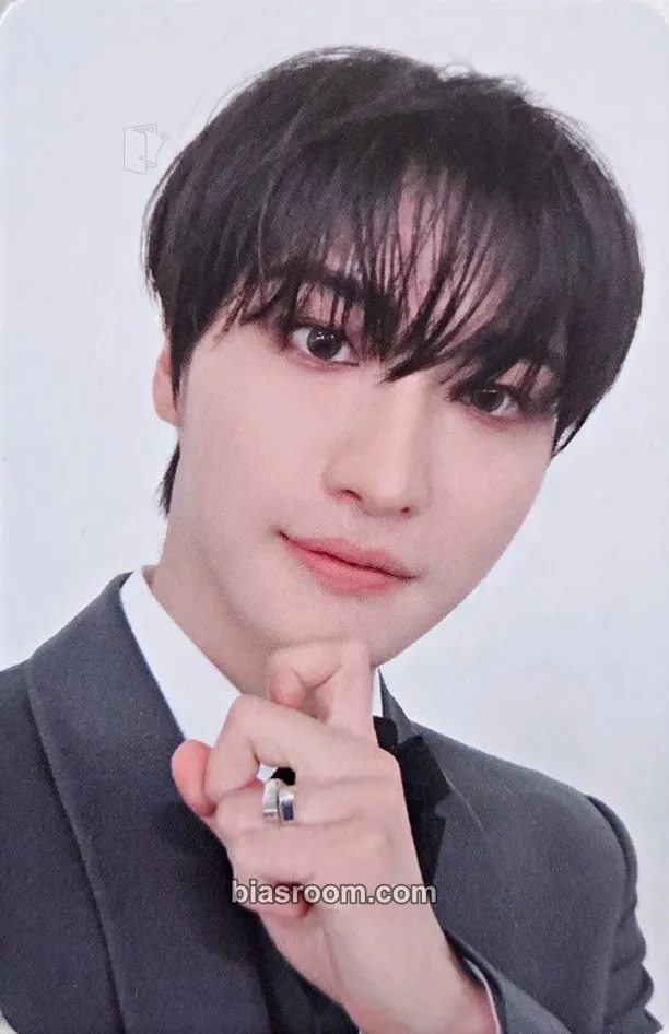 Seonghwa FEVER Series Platform Repackage Pre-Order Photocard - ATEEZ - ATEEZ K-pop photocard