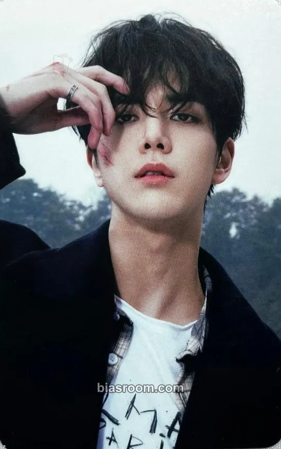 Younghoon Be Awake Photocard - THE BOYZ - THE BOYZ K-pop photocard