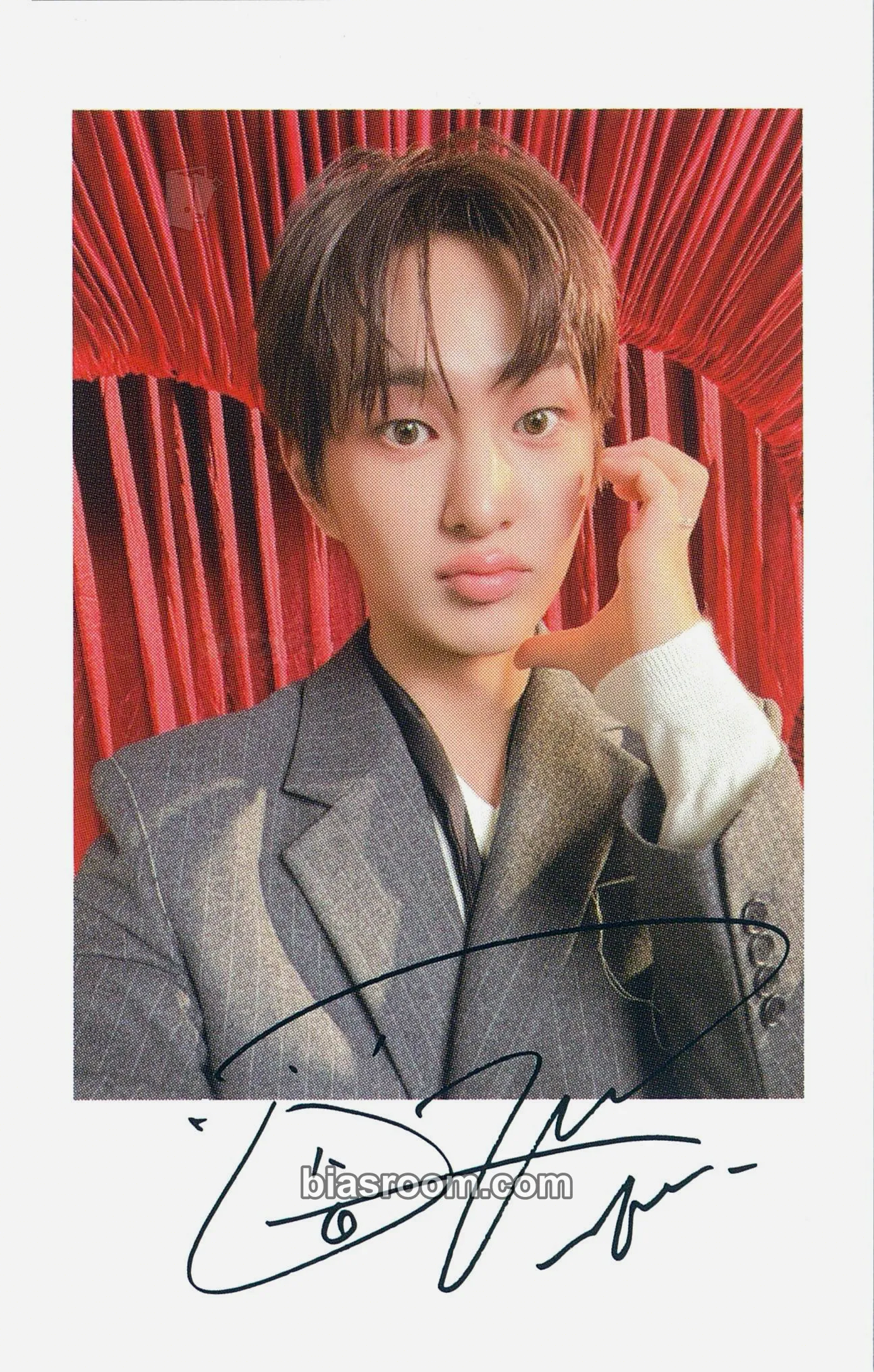 Onew Tough Love Photocard - SHINee - SHINee K-pop photocard