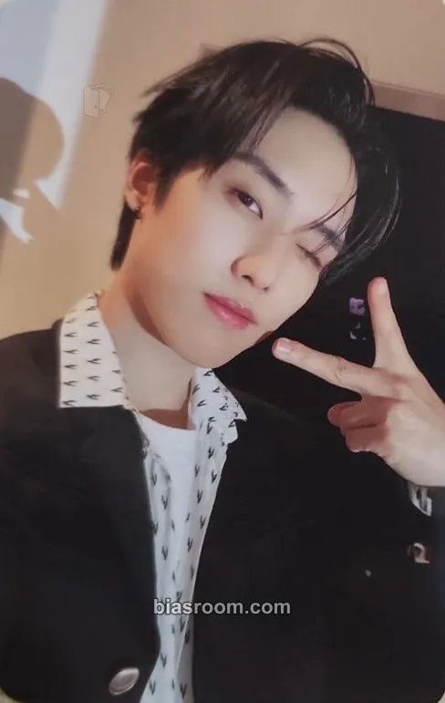 Jacob Be Awake Photocard - THE BOYZ - THE BOYZ K-pop photocard