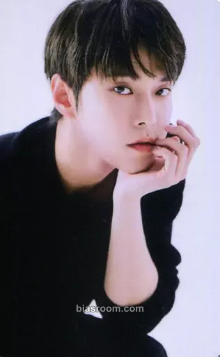 Doyoung 2021 Season’s Greetings Photocard - NCT 127 - NCT 127 K-pop photocard