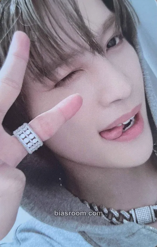 Yangyang Give Me That Photocard - WayV - WayV K-pop photocard