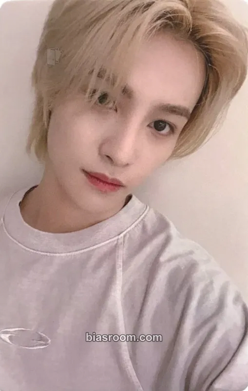 Yangyang Golden Age Photocard - NCT - NCT K-pop photocard
